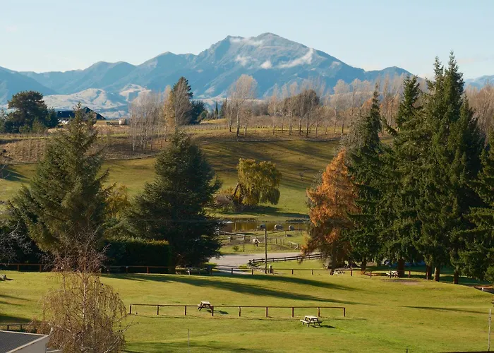 Sundale Lumi Pods Lodge Wanaka